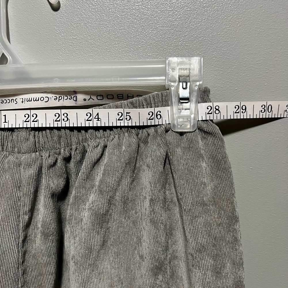 Textured pant - Picture 4 of 5